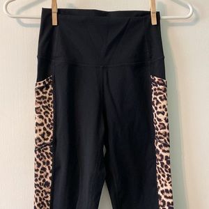 ZYIA Active Leggings size 2.  Inseam 20”. Rise 9 1/2”.  EUC